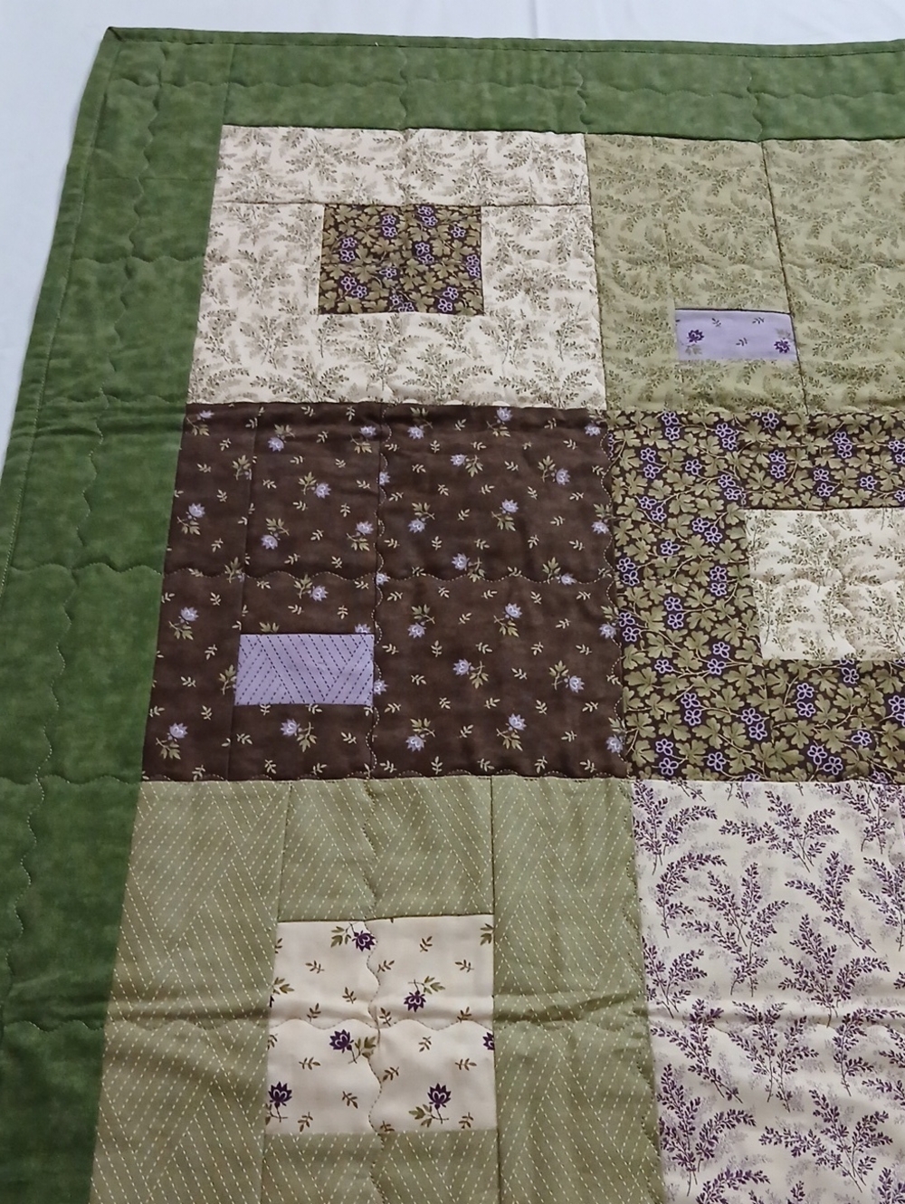Homemade Botanical Quilt - Picture 4 of 16